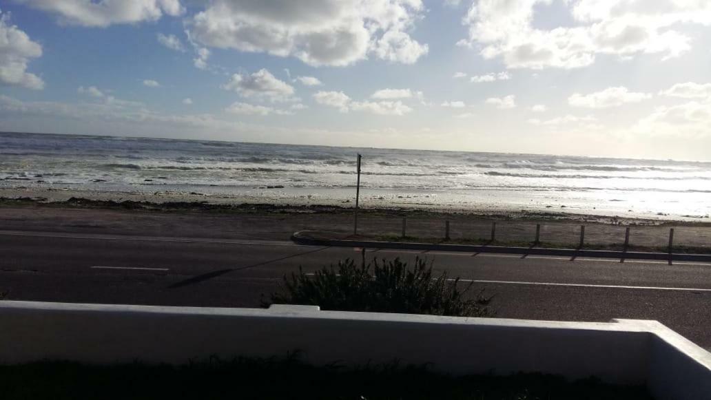 Dreamy Beach Room Melkbosstrand Exterior foto